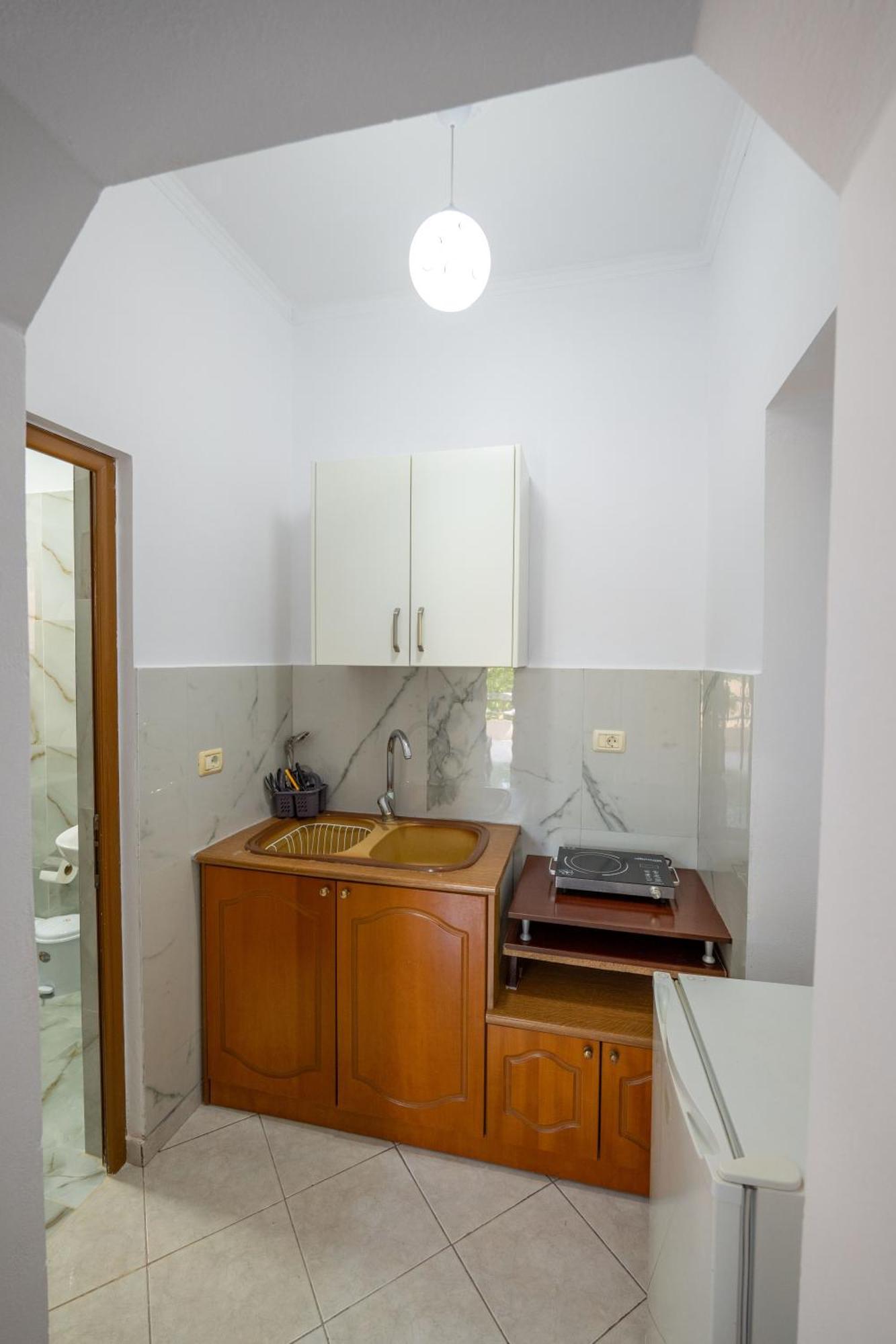 Tre Motrat Maison d'hôtes Ksamil